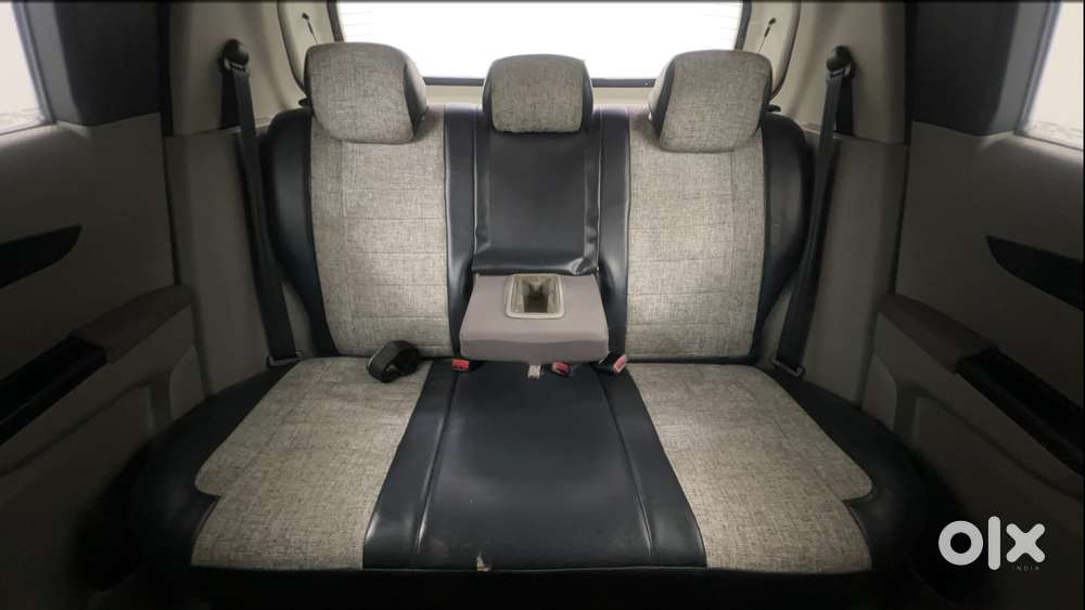 Mahindra Kuv 100 2016-2017 Mfalcon G80 K8, 2016, Petrol