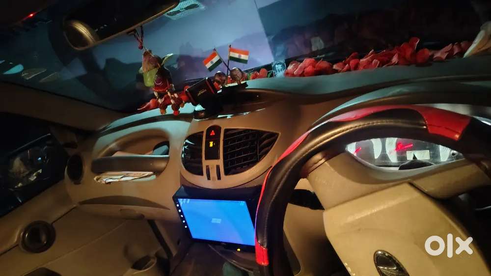 Mahindra Quanto 1.5 C4 2015, August . Tax & Insurance Failed,