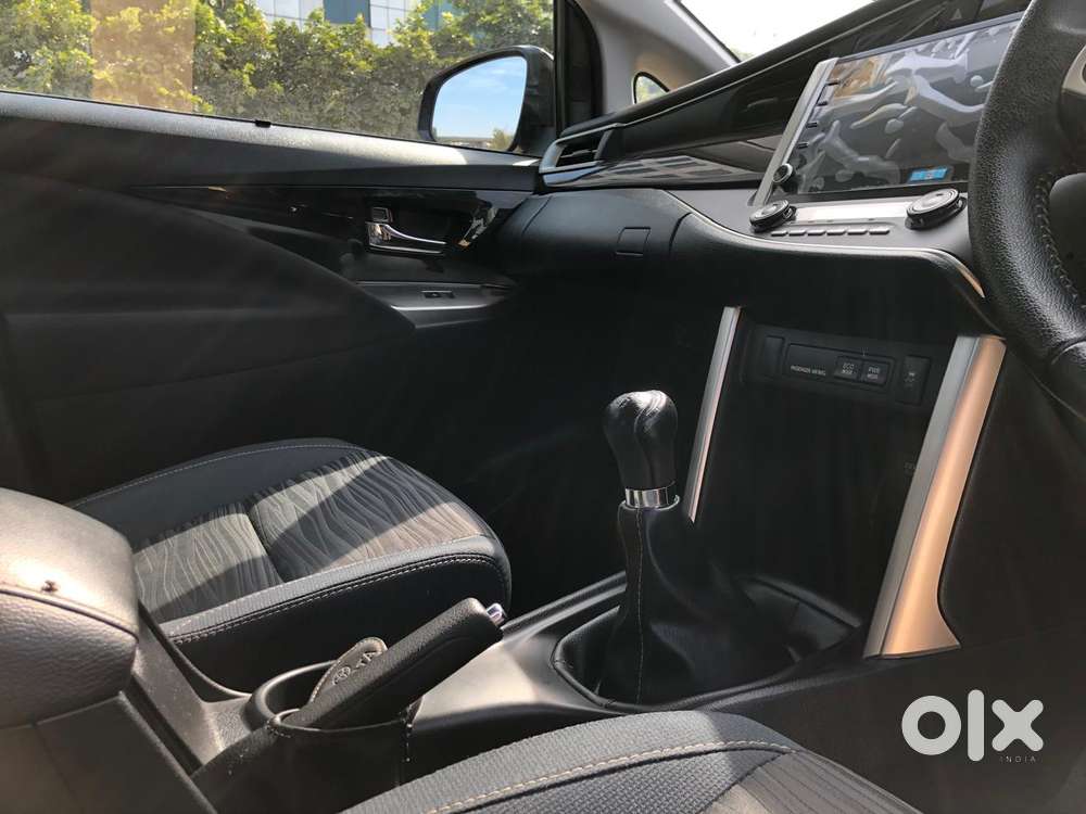 Toyota Innova Crysta [2020-ongoing] 2.4 Vx 7 Str, 2022, Diesel