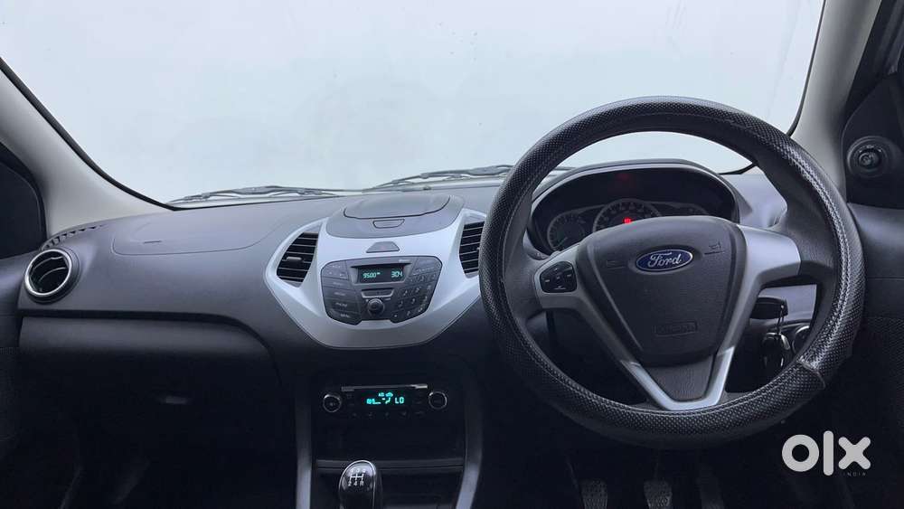 Ford Figo Petrol Titanium, 2016, Petrol