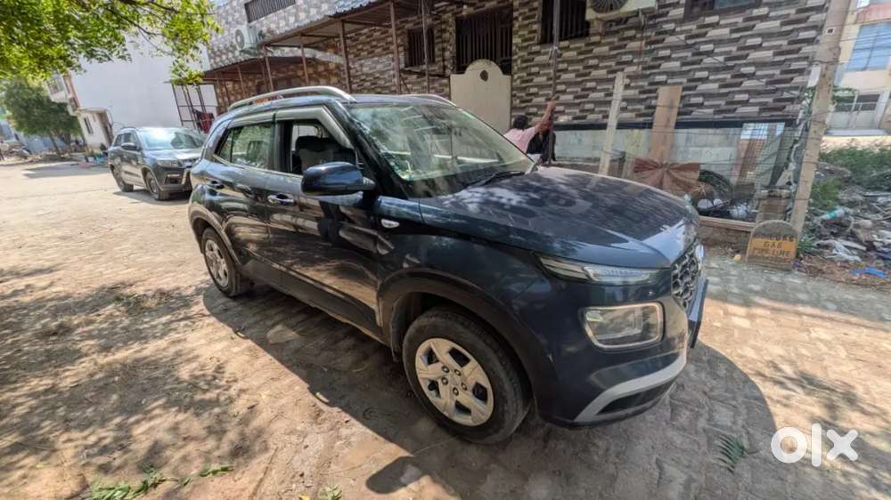 Hyundai Venue 2021 Less Driven Only 29000