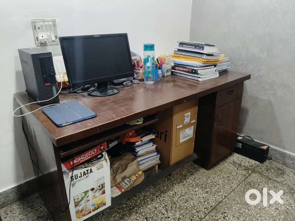 Wooden table 2.5x6 feet