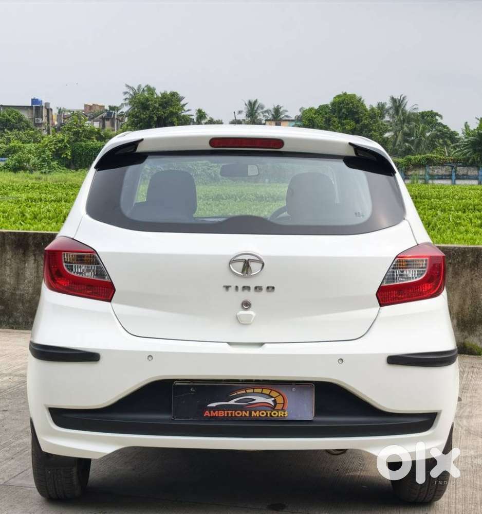 Tata Tiago 1.2 Revotron Xt (o), 2022, Petrol