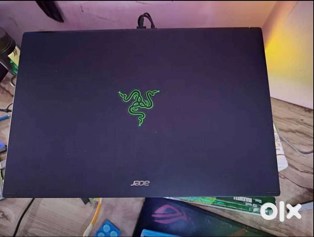 Acer Aspire 7 ek no ki condition me hai koi dikkat nhi hai gurantee