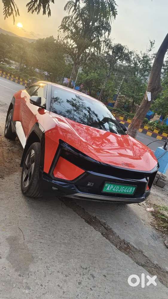 Mahindra Be 6 Pack 3 2025 Electric 11200 Km Driven. Well Maintained.