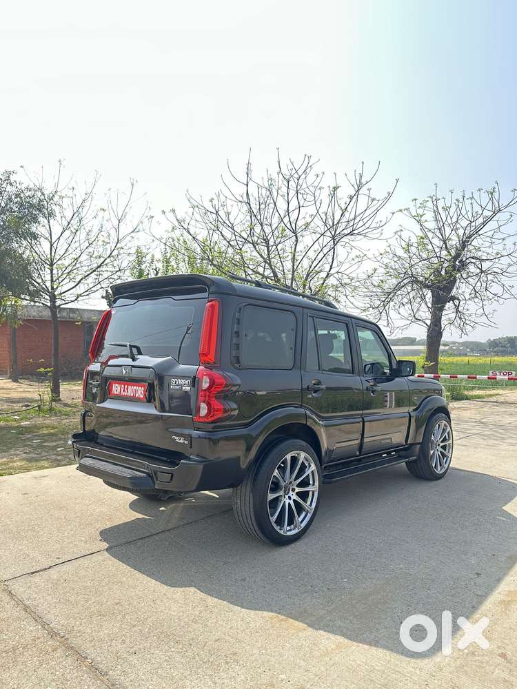 Mahindra Scorpio Classic 2.2 S 11 Mt 7 Cc, 2023, Diesel