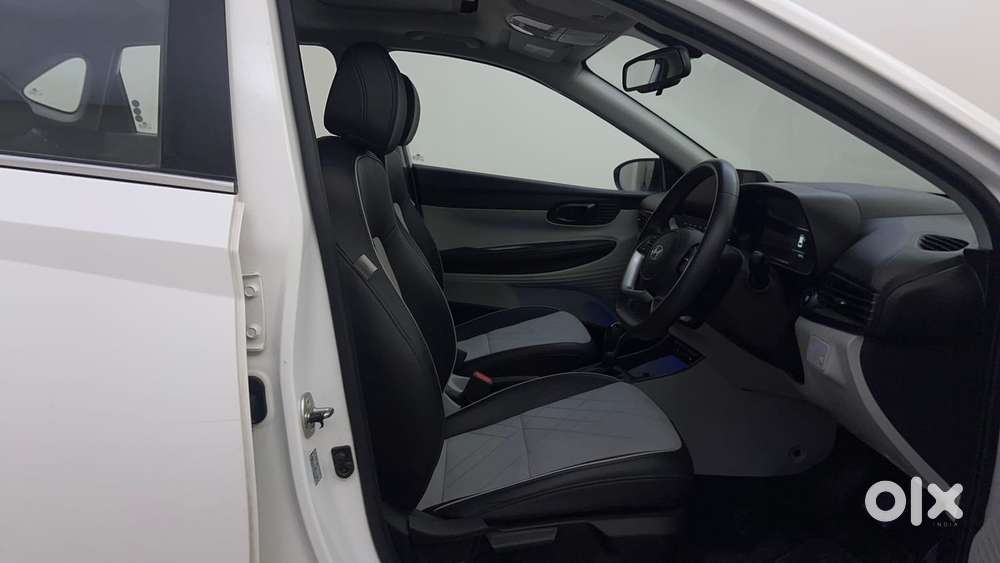 Hyundai New I20 1.2 Asta (o) Ivt, 2023, Petrol