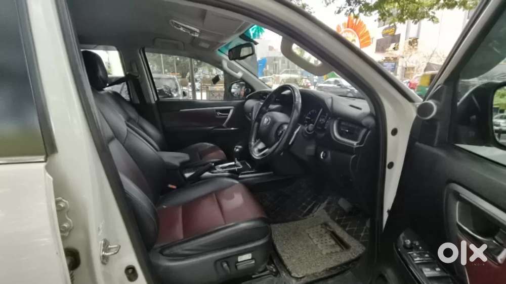 Toyota Fortuner Legender, 2023, Diesel