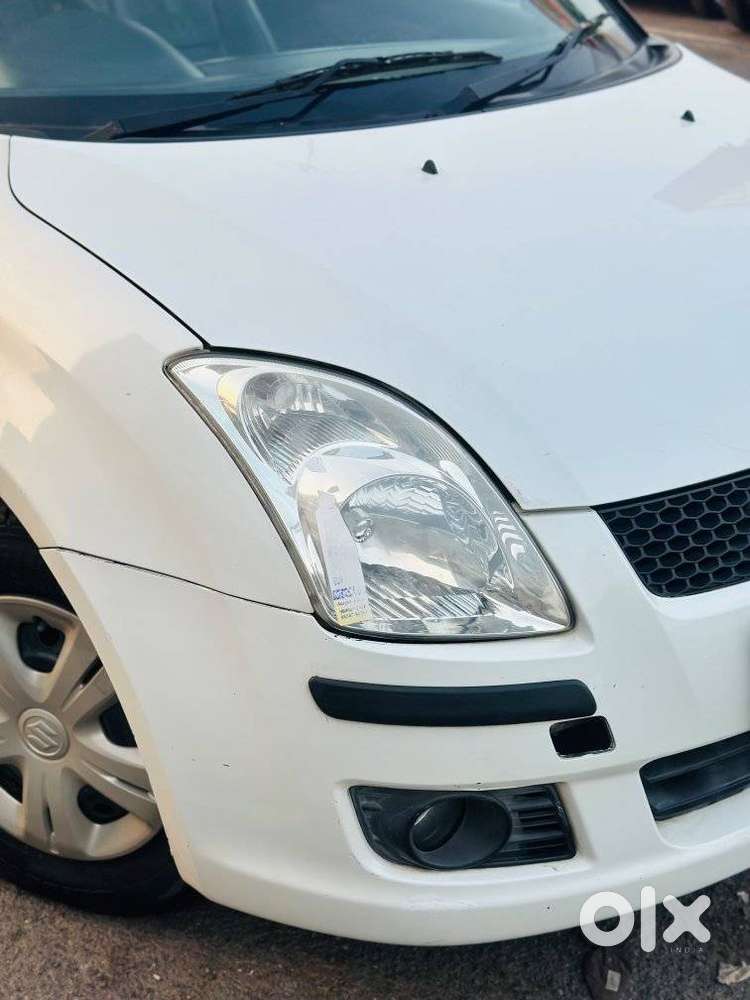 Maruti Suzuki Swift 1.2 Vxi (o), 2010, Petrol