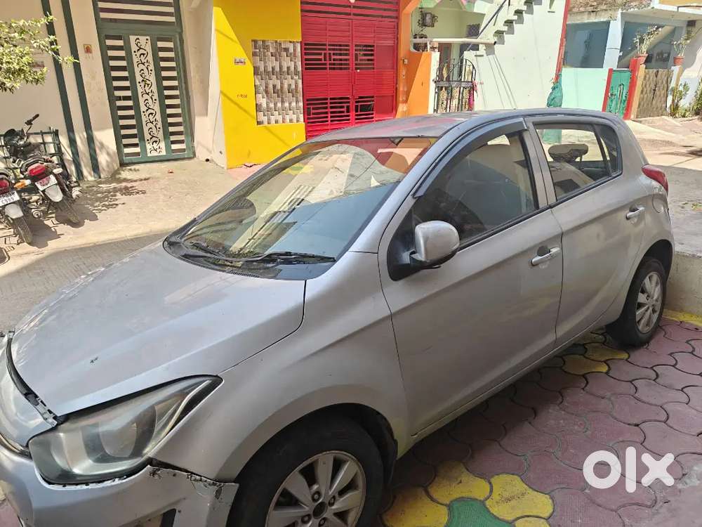 Hyundai I20 2012 Diesel 80000 Km Driven