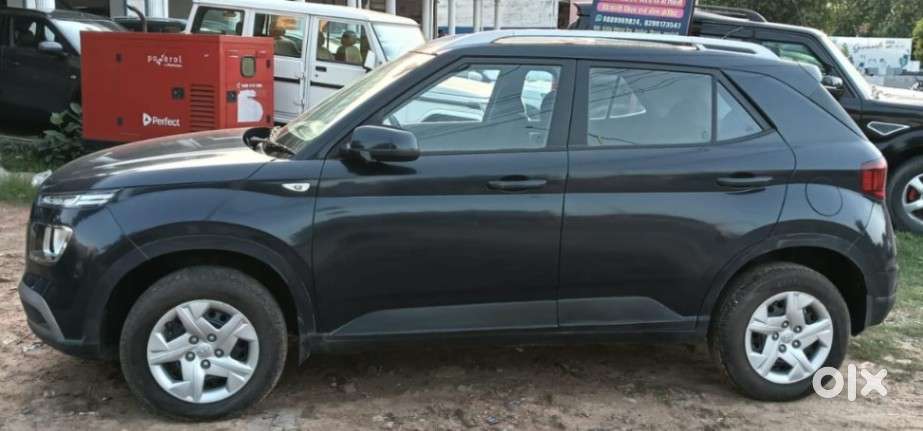 Hyundai Venue S 1.2 Petrol, 2020, Petrol