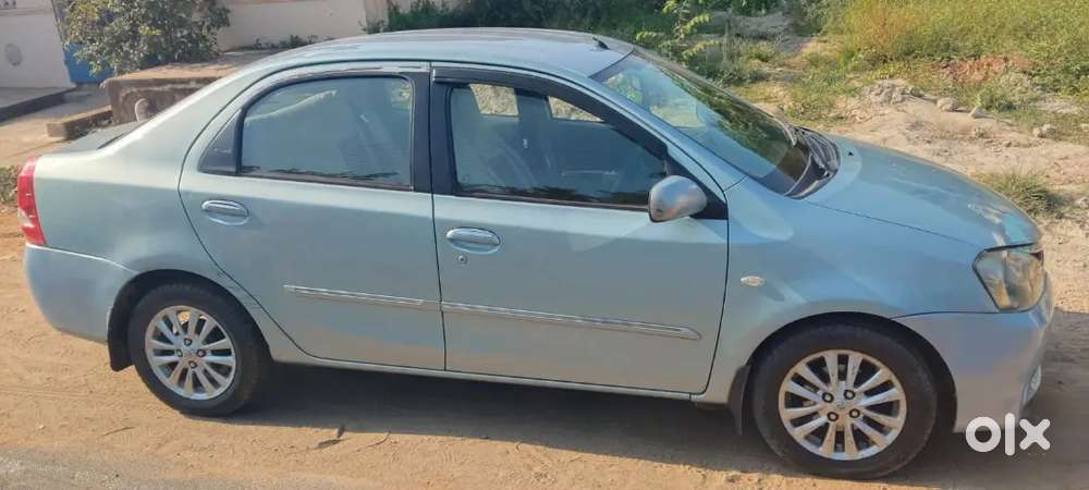 Toyota Etios 2011 Petrol 150000 Km Driven