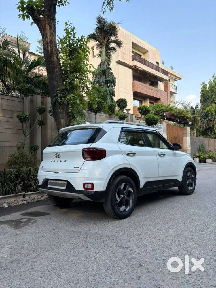 Hyundai Venue Sx Plus Turbo Dct, 2019, Petrol