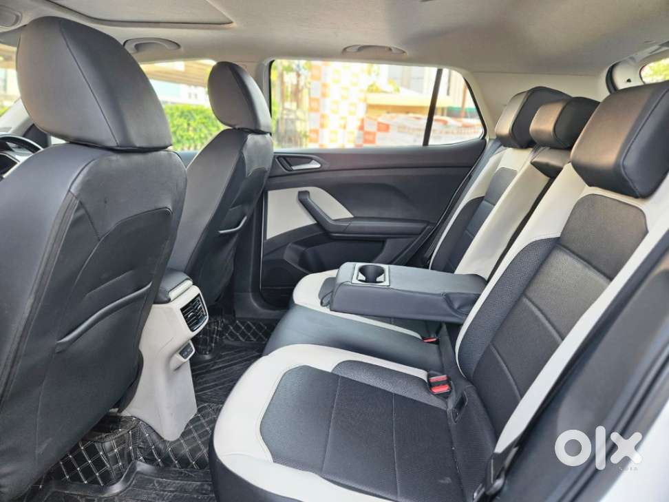 Volkswagen Taigun Topline 1.0 Tsi At (electric Seats), 2022, Petrol