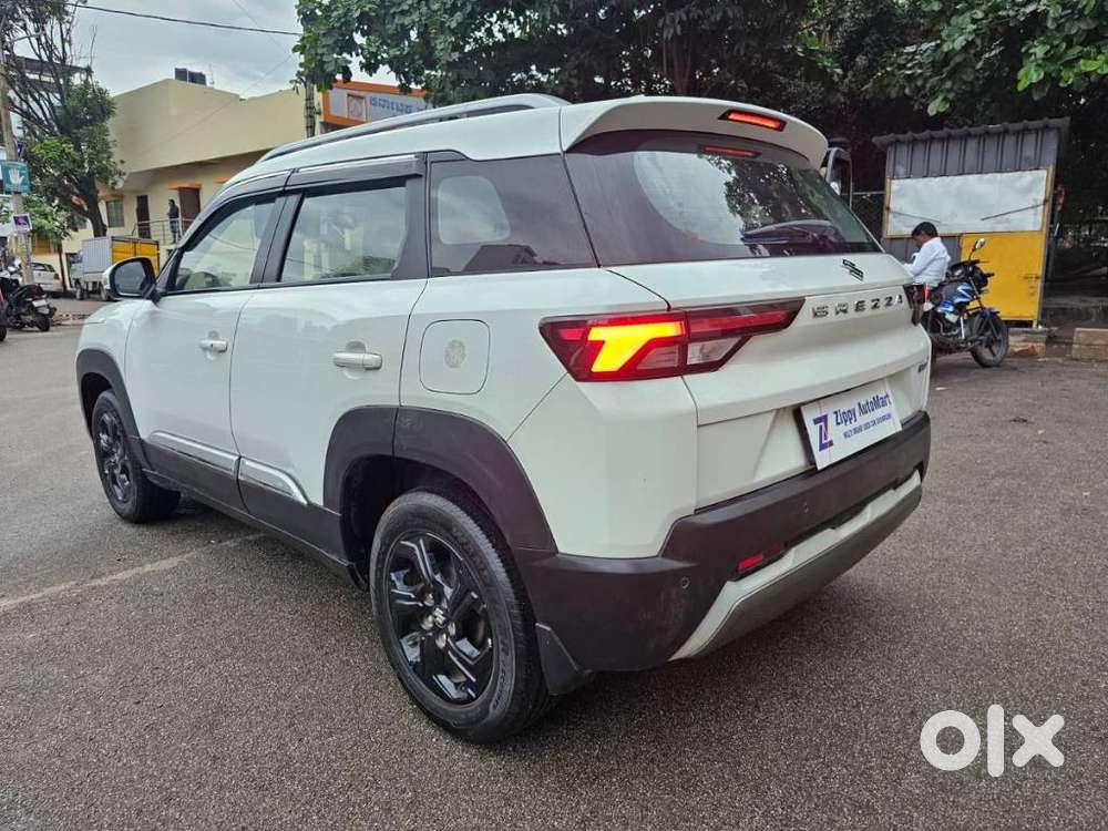 Maruti Suzuki Brezza 1.5 Zxi Smart Hybrid, 2023, Petrol