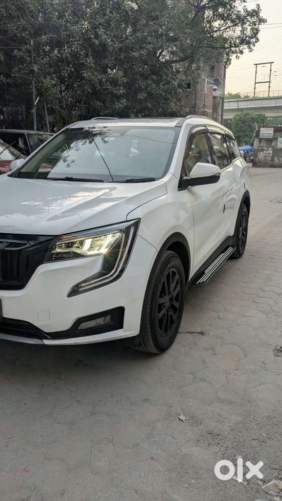 Mahindra Xuv700 2.0 Ax 7 Petrol At Str, 2021, Petrol