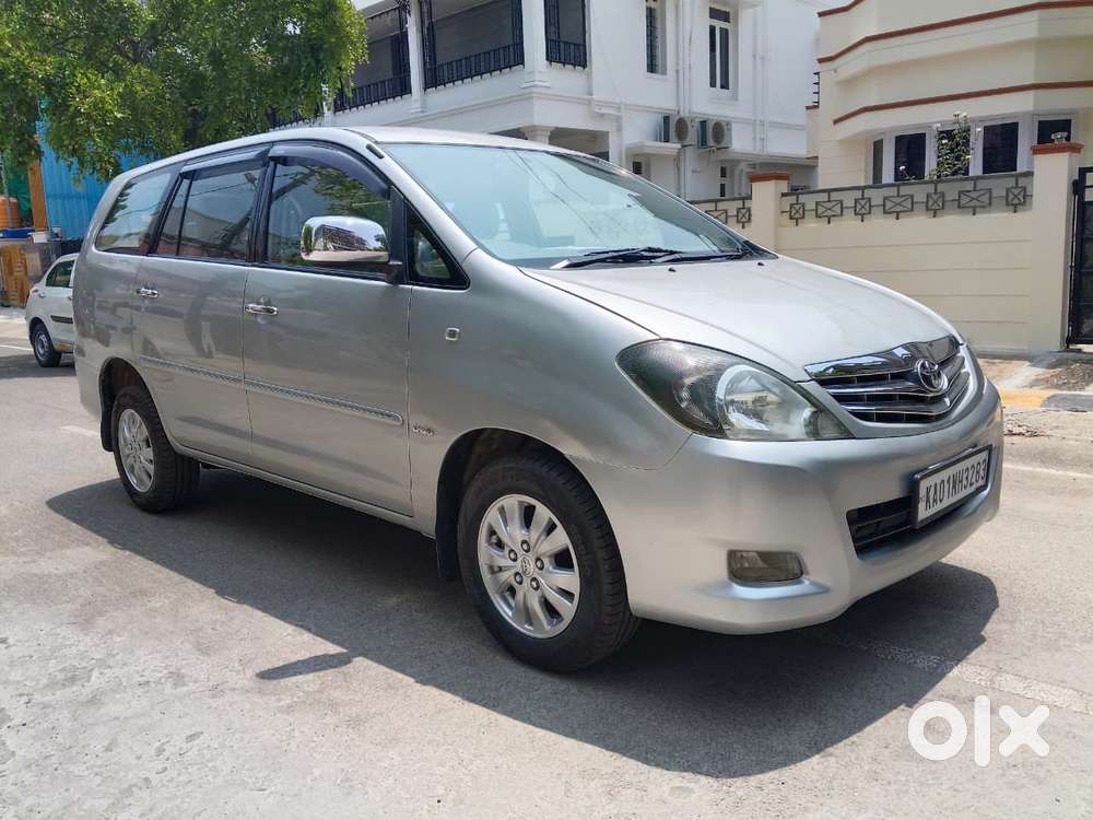 Toyota Innova 2004-2011 2.5 Vx (diesel) 7 Seater Bs Iv, 2010, Diesel