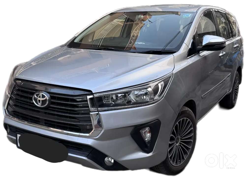 Toyota Innova Crysta