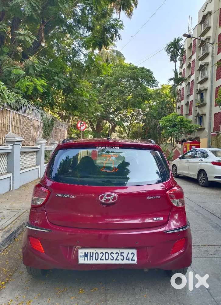 Hyundai I10 Grand 2014 Sportz 1stowner Button Start Showroom Condition