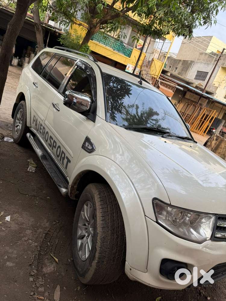 Mitsubishi Pajero Sport 2012 4x4 Manual