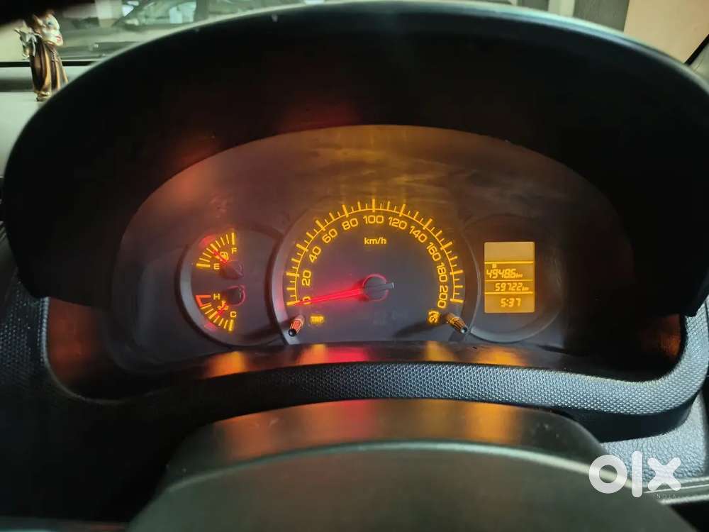 Maruti Suzuki Swift Lxi 2015 Year Car