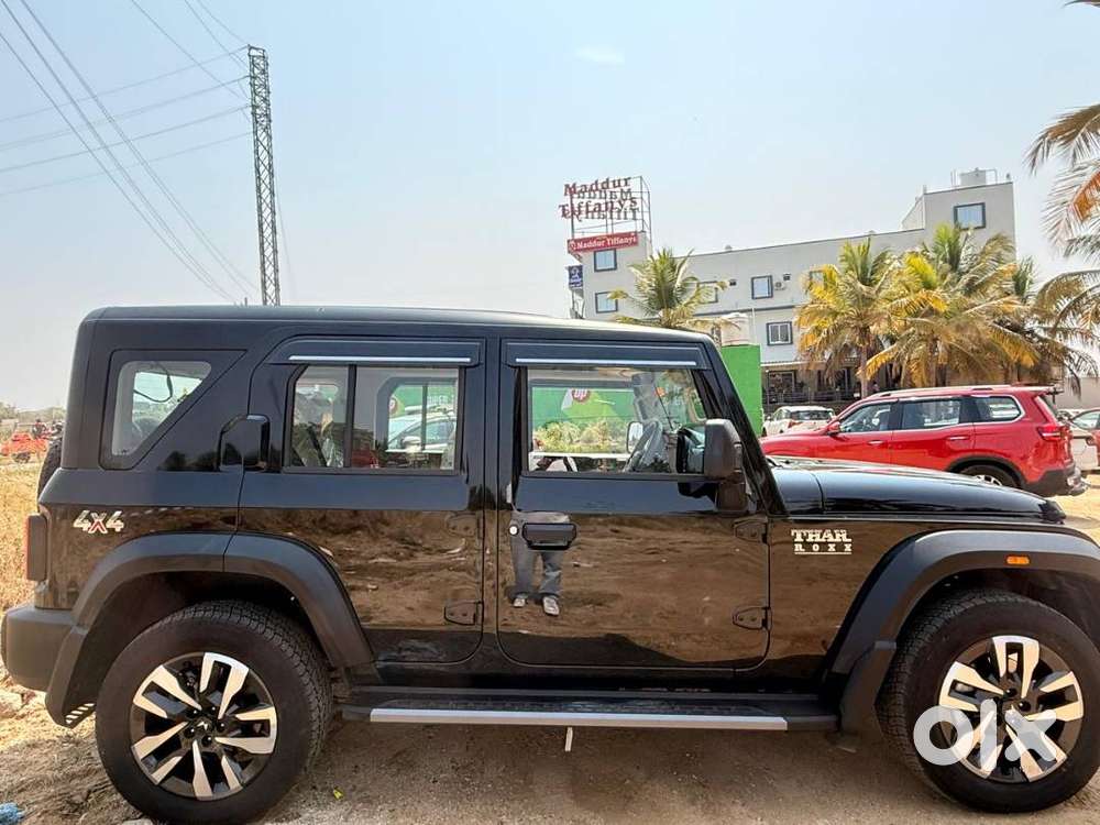 2026 Mahindra Thar Roxx Ax7l 4wd Diesel Automatic