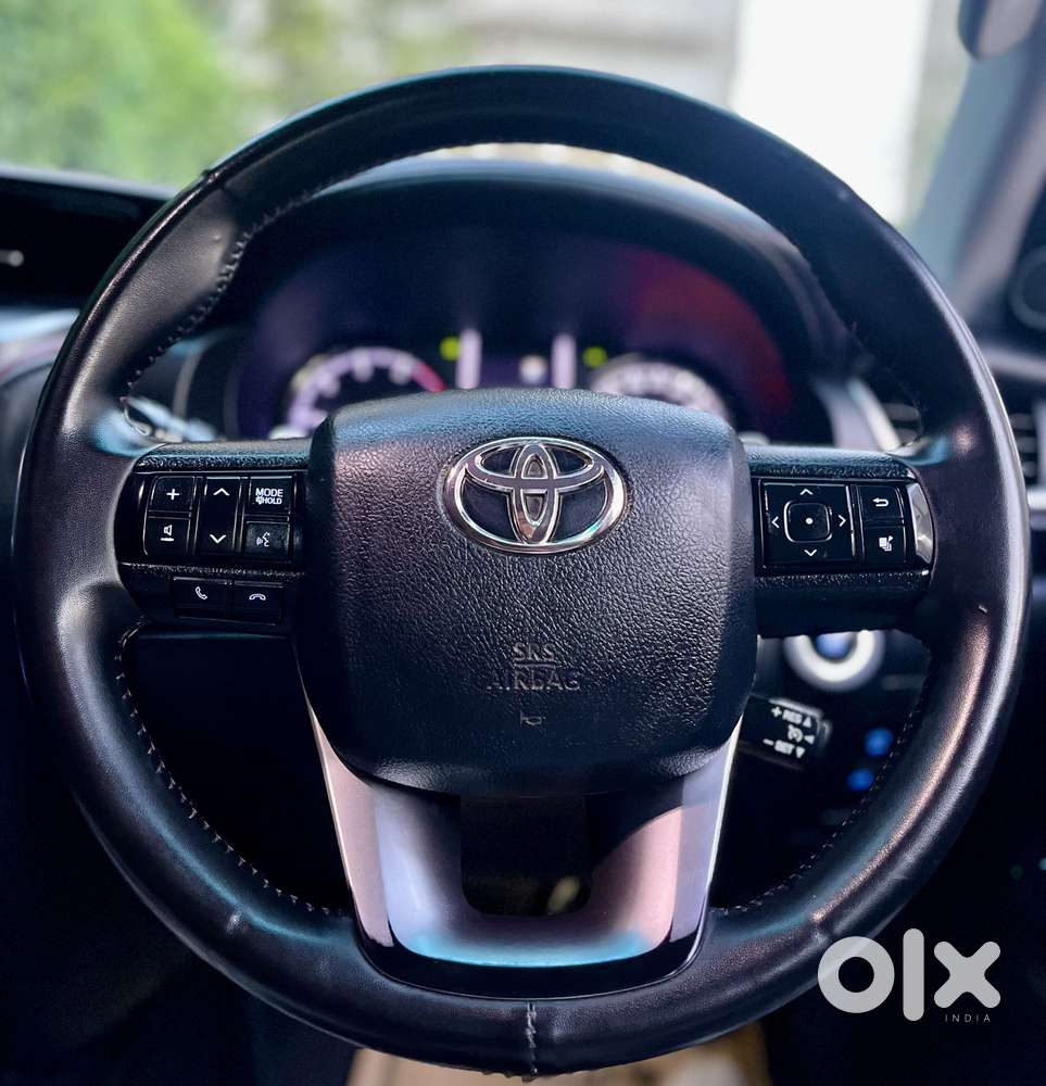 Toyota Fortuner Legender 4x2 At 2.8, 2022, Diesel