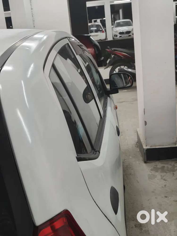 Hyundai I10 2013 Petrol 93852 Km Driven