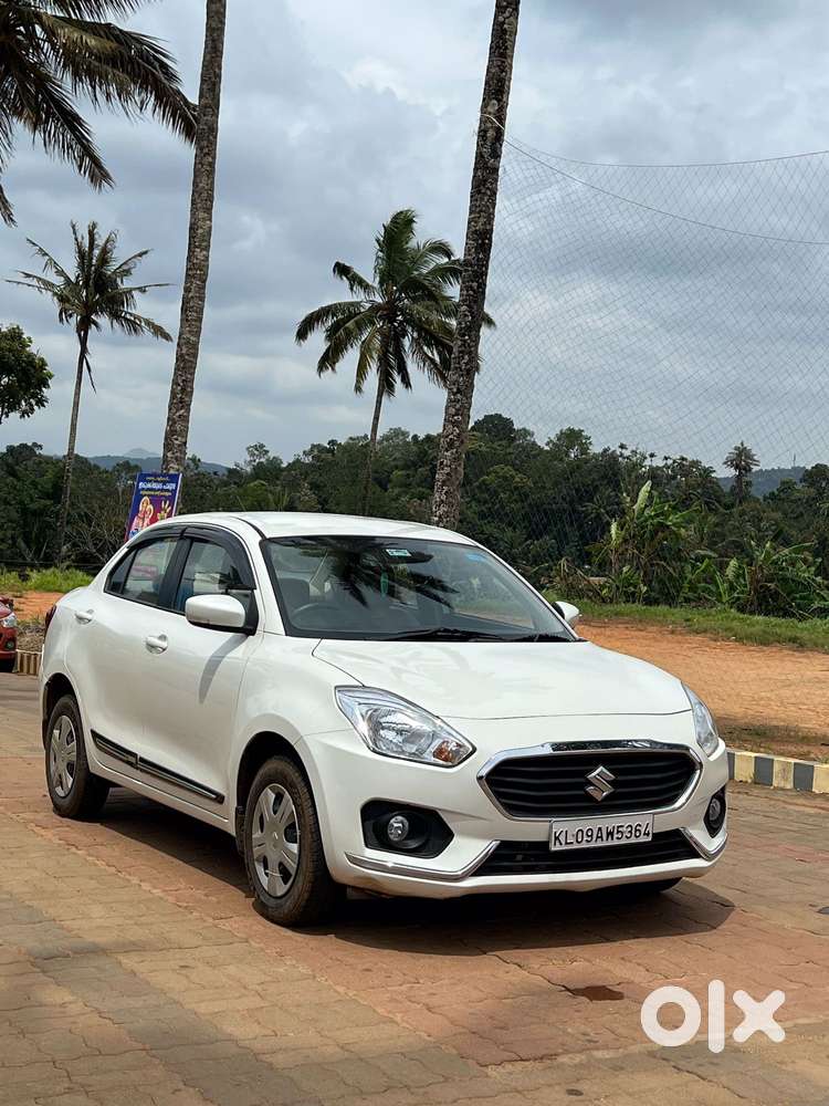 Maruti Suzuki Dzire 1.2 Vxi, 2023, Petrol