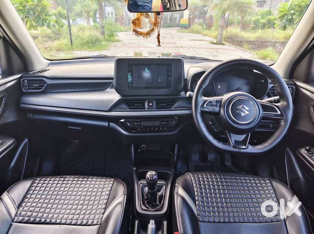 Maruti Suzuki New-gen Swift Vxi, 2025, Petrol