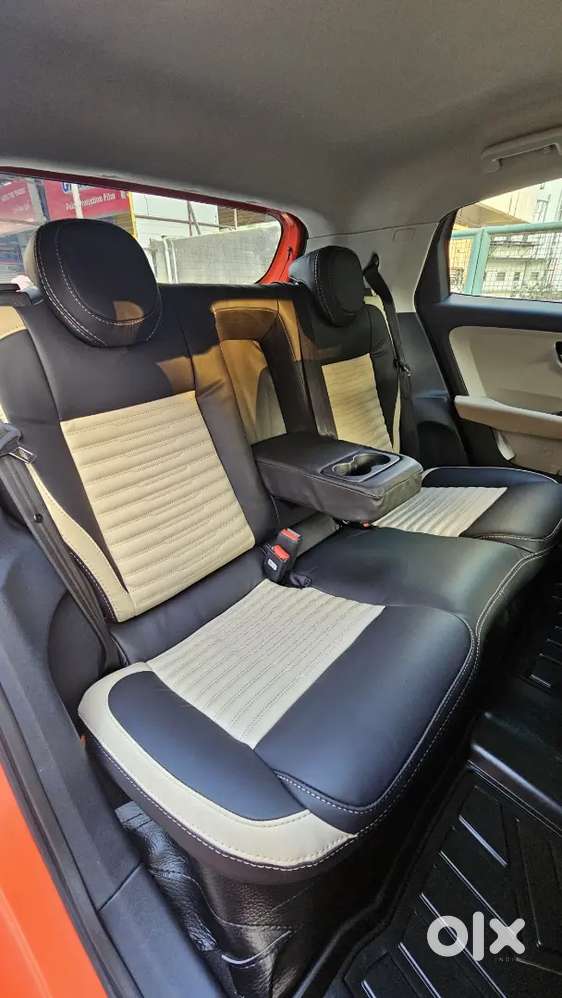 Tata Altroz 2025 Cng & Hybrids 4000 Km Driven