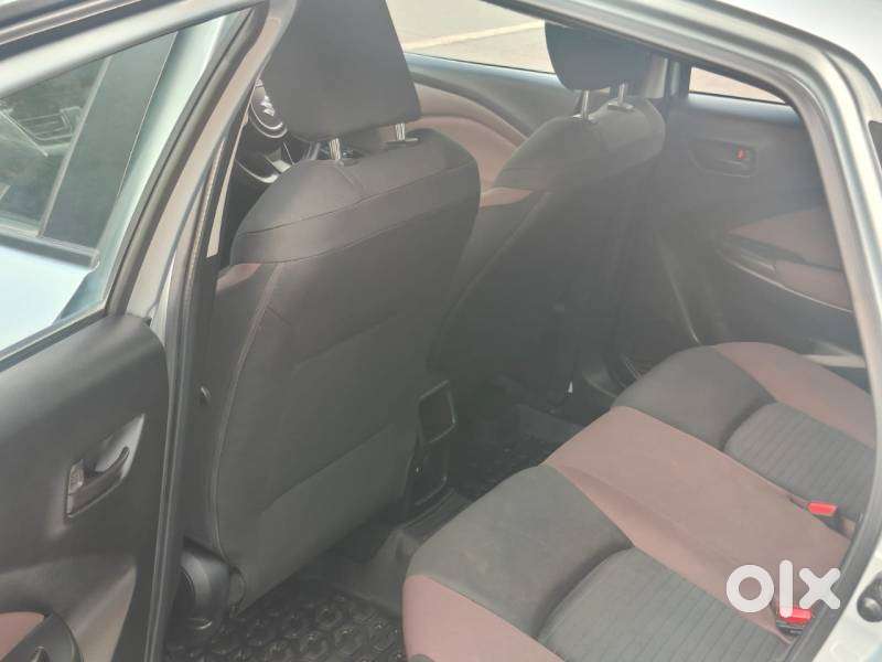 Maruti Suzuki Fronx Delta Plus 1.2 Ags, 2023, Petrol