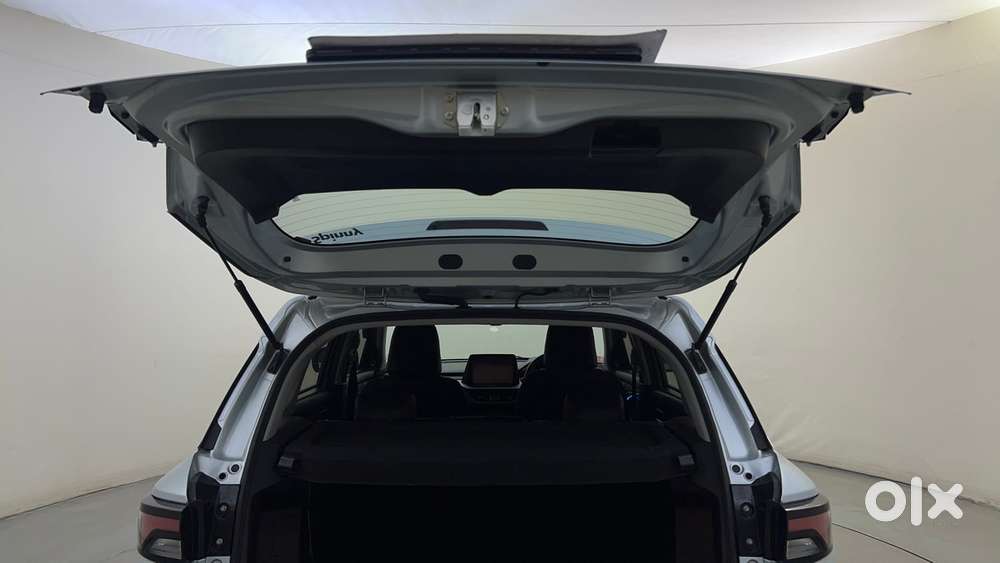 Maruti Suzuki Vitara Brezza 1.5 Zxi, 2025, Petrol