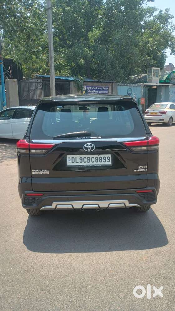 Toyota Innova Hycross 2.0 Vx Hybrid 8 Str, 2023, Petrol