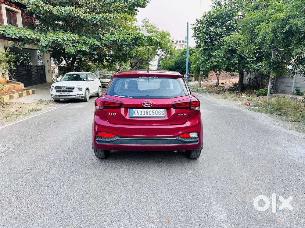 Hyundai I20 Sportz 1.2 Bs-iv, 2018, Petrol