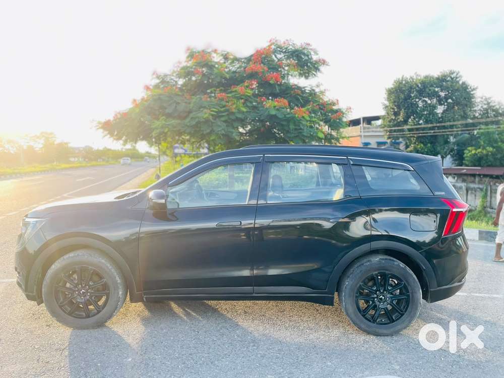 Mahindra Xuv700 2.2 Ax 7 Diesel Mt Luxury Pack Str, 2024, Diesel