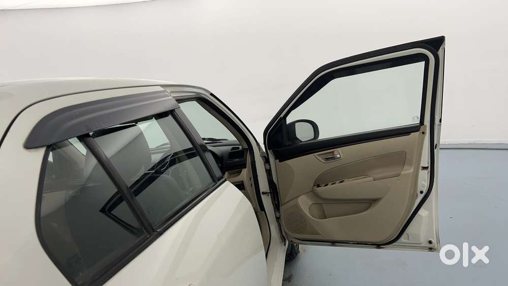 Maruti Suzuki Swift Dzire 1.2 Zxi, 2013, Petrol