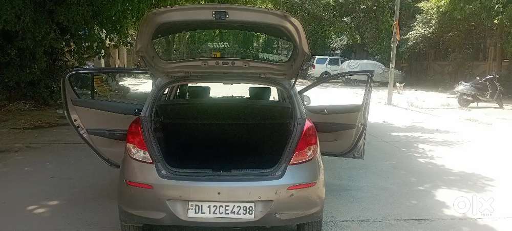 Hyundai I20 Magna 2013 Low Km Excellent Condition Family Car