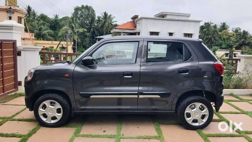Maruti Suzuki S-presso Vxi Opt, 2024, Petrol