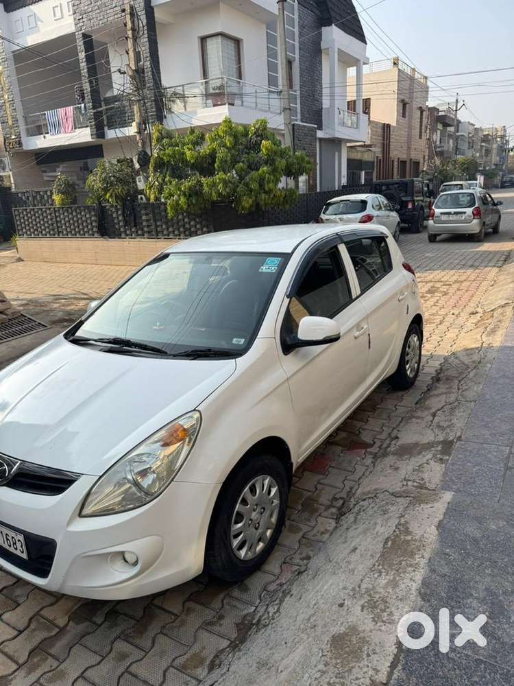 Hyundai I20 2010 Petrol 74000 Km Driven