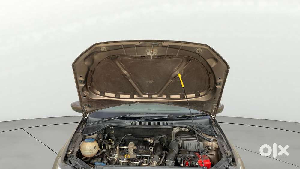 Volkswagen Vento 2010-2013 Petrol Highline At, 2015, Petrol
