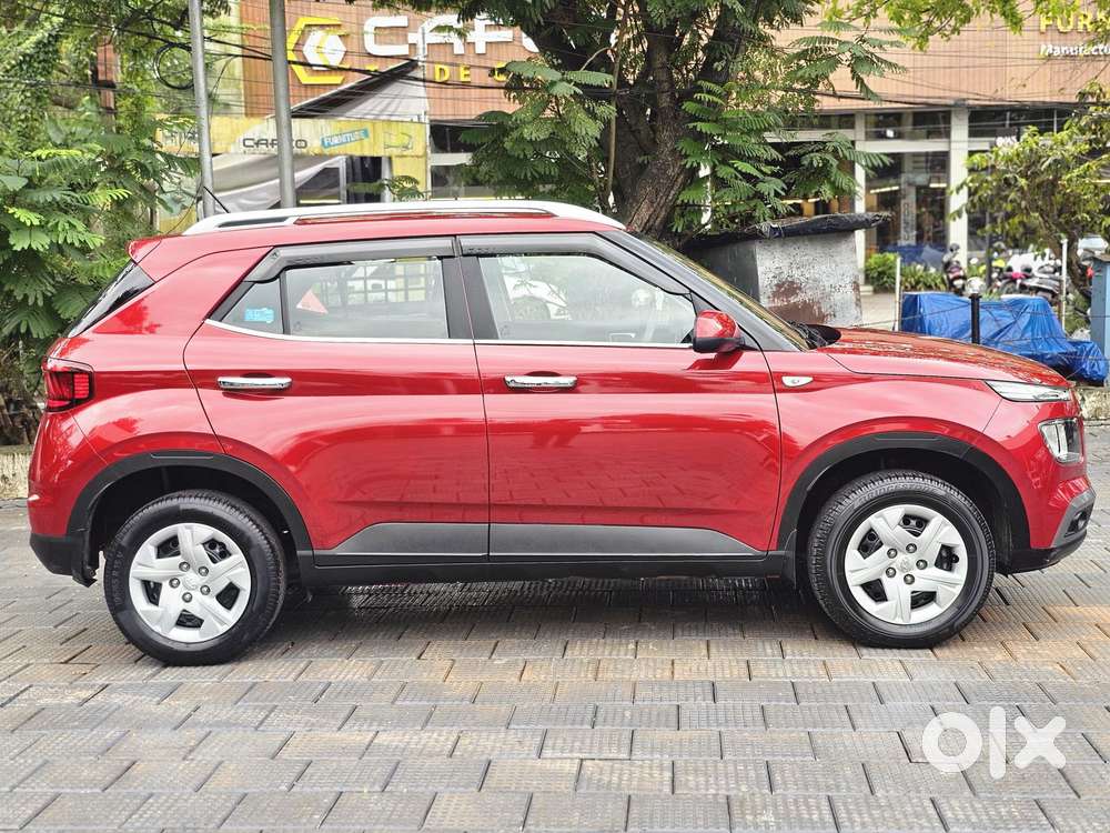 Hyundai Venue S 1.2 Petrol, 2020, Petrol