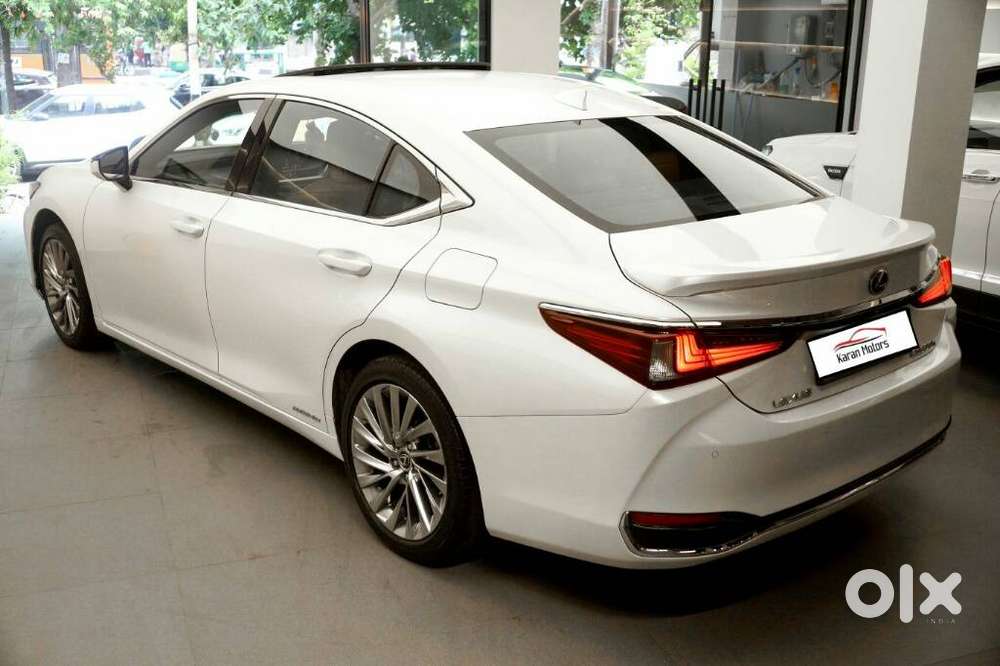 Lexus Es 300h Luxury, 2019, Petrol