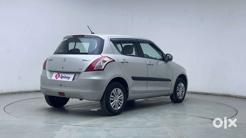 Maruti Suzuki Swift Vxi Optional, 2017, Petrol