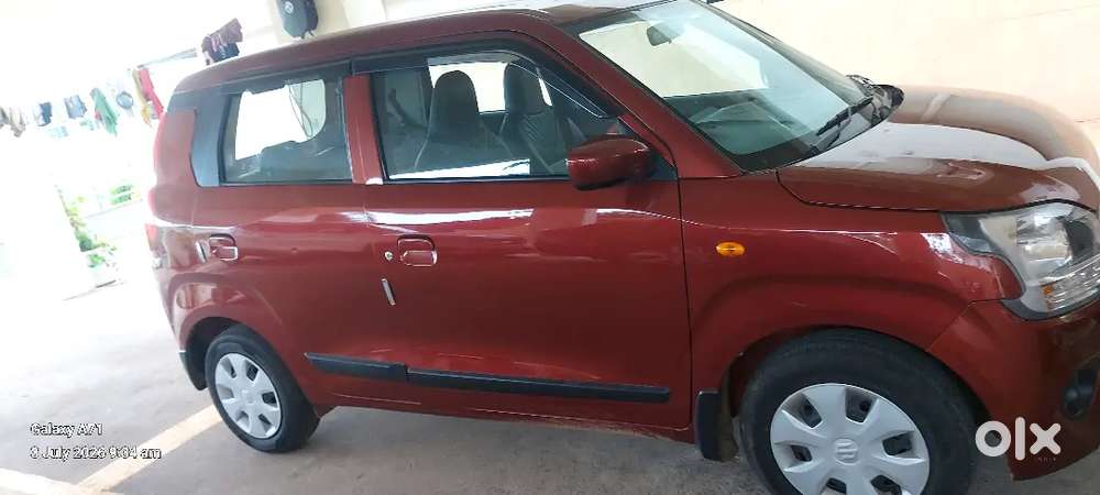 Rno Toucheps Costly Ceat Covers & Screen.good Looking. . No Accidents.