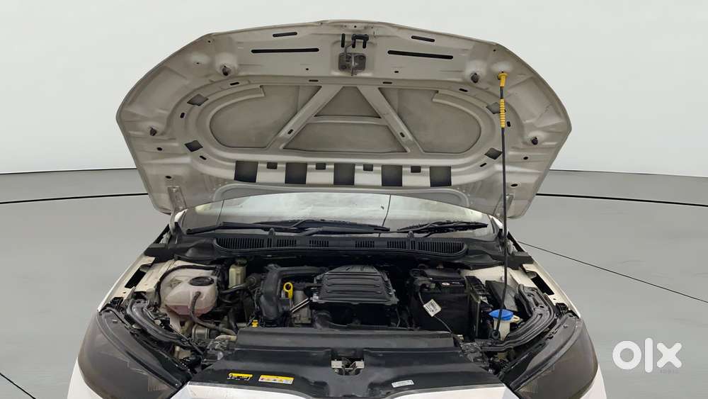 Skoda Slavia 1.0 Ambition Tsi, 2022, Petrol