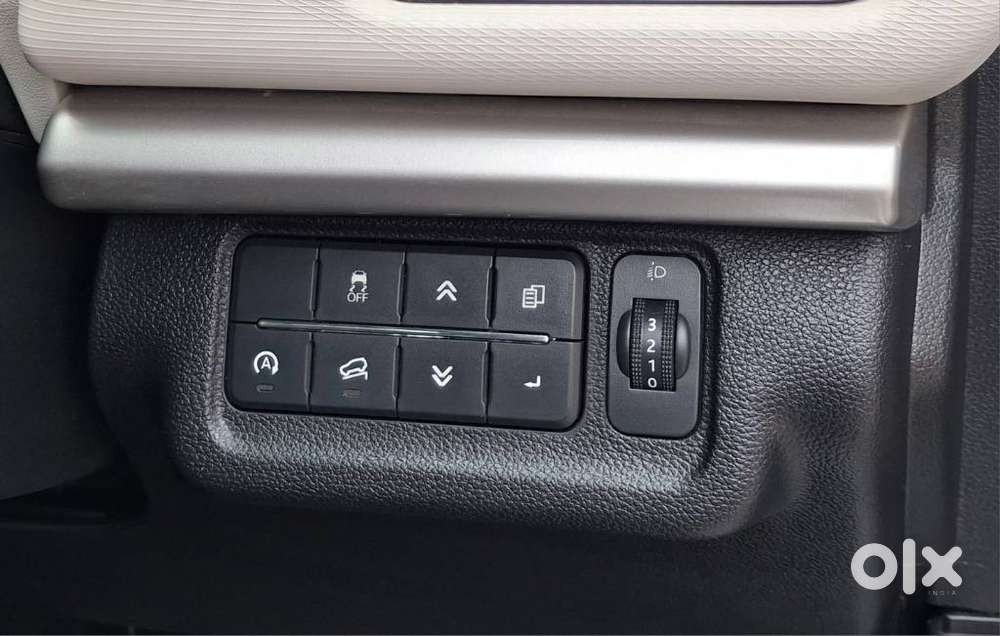 Mahindra Xuv700 2.2 Ax 5 Diesel Mt Str, 2023, Diesel
