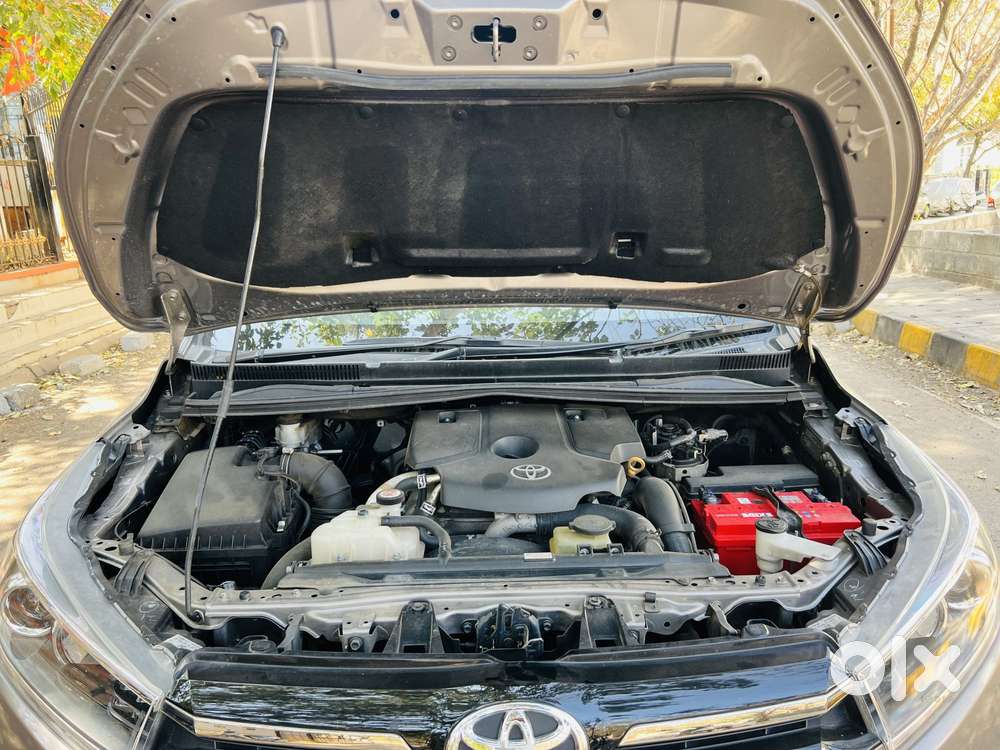 Toyota Innova Crysta