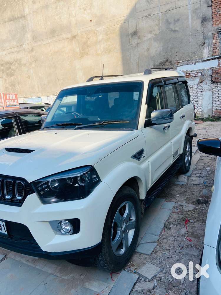 Mahindra Scorpio Classic 2.2 S 11 Mt 7 Str, 2022, Diesel