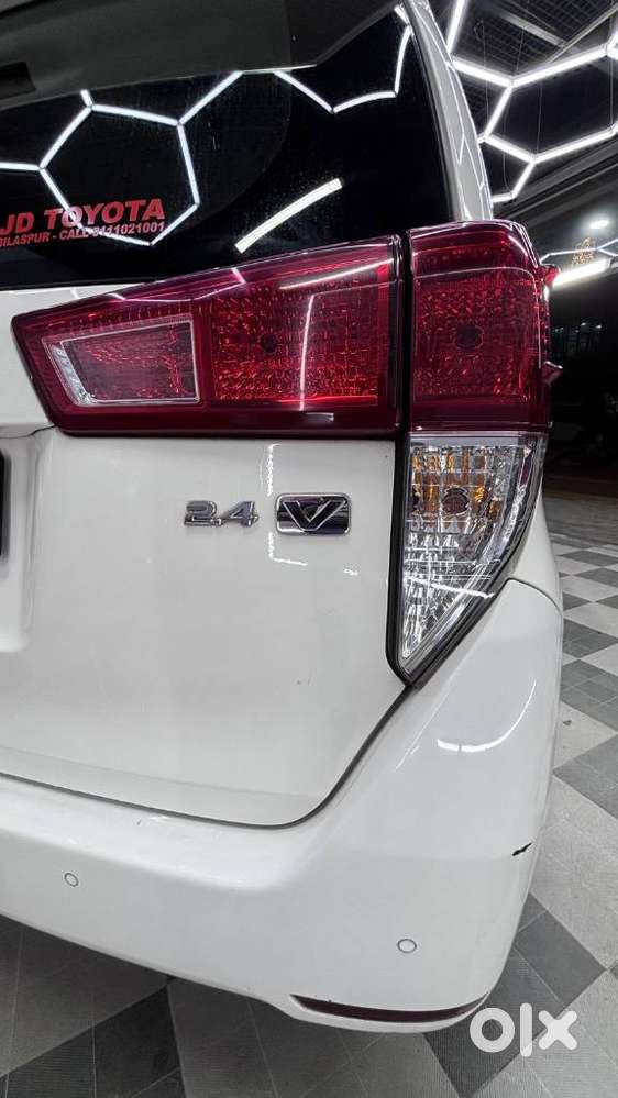 Toyota Innova Crysta [2020-ongoing] 2.4 Vx 7 Str, 2023, Diesel